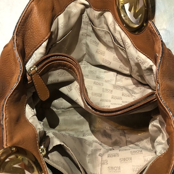 Michael kors bag and wallet - Picture 3 of 7